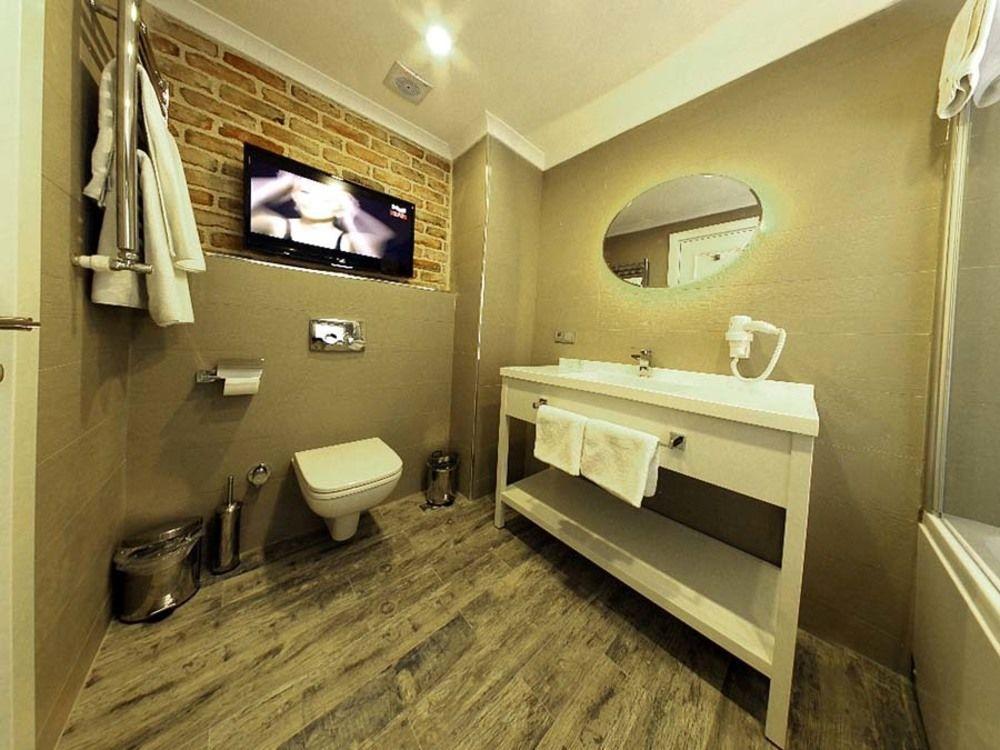 Taksim Santa Lucia Hotel Κωνσταντινούπολη Εξωτερικό φωτογραφία