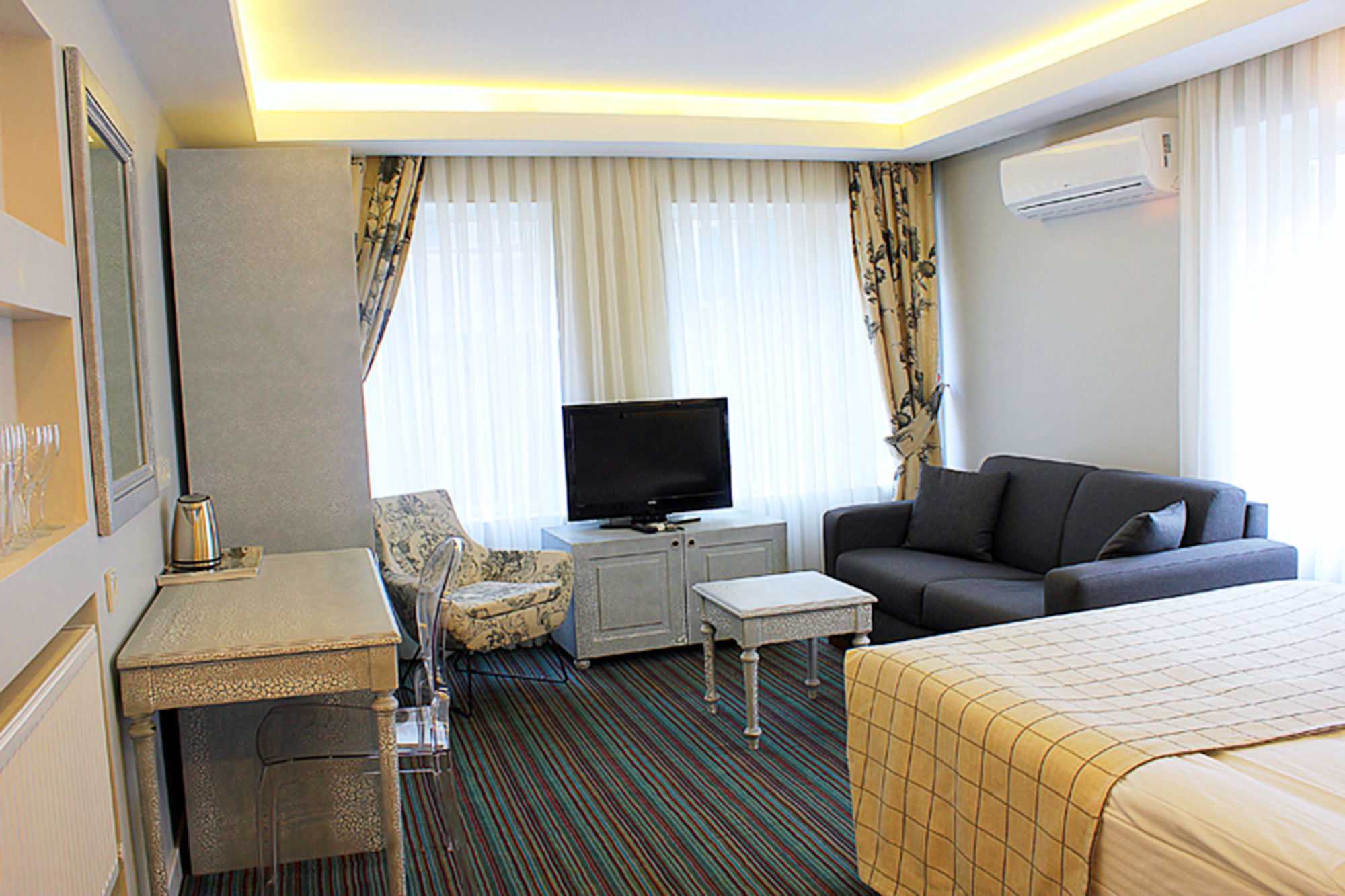 Taksim Santa Lucia Hotel Κωνσταντινούπολη Εξωτερικό φωτογραφία